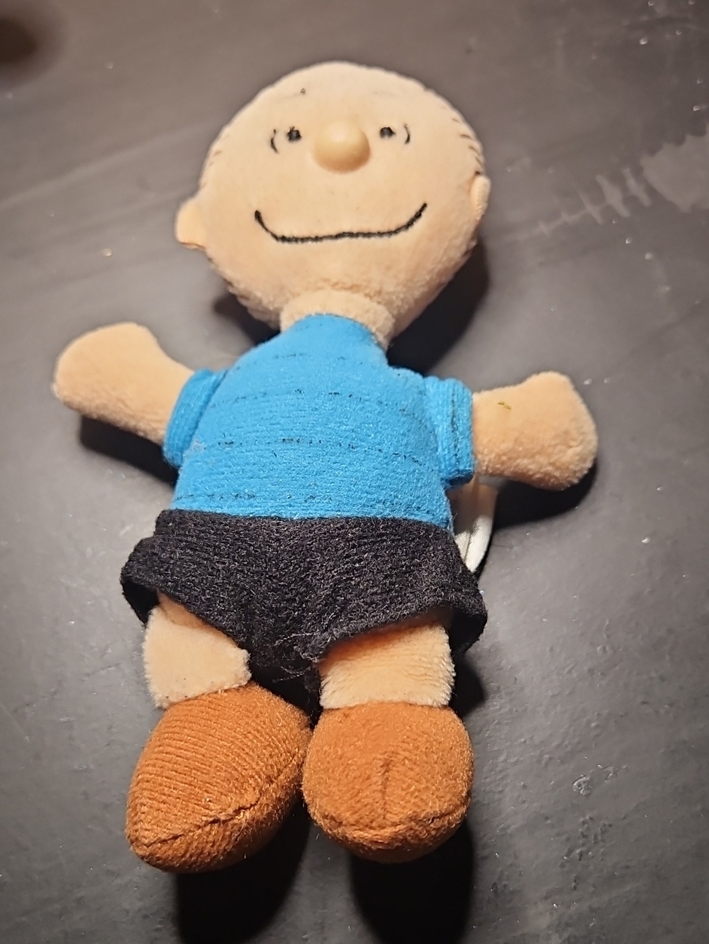 3 Vintage Cedar Fair Retired Plushes Peanuts G@ng - Picture 4 of 6